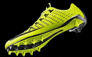 nike毒液足球鞋偏小吗，nike毒液足球鞋偏小吗值得买吗